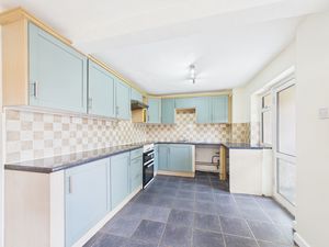 Kitchen- click for photo gallery